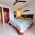 Comodo apartamento cerca al aeropuerto y la playa