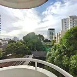 Comodo apartamento cerca al aeropuerto y la playa