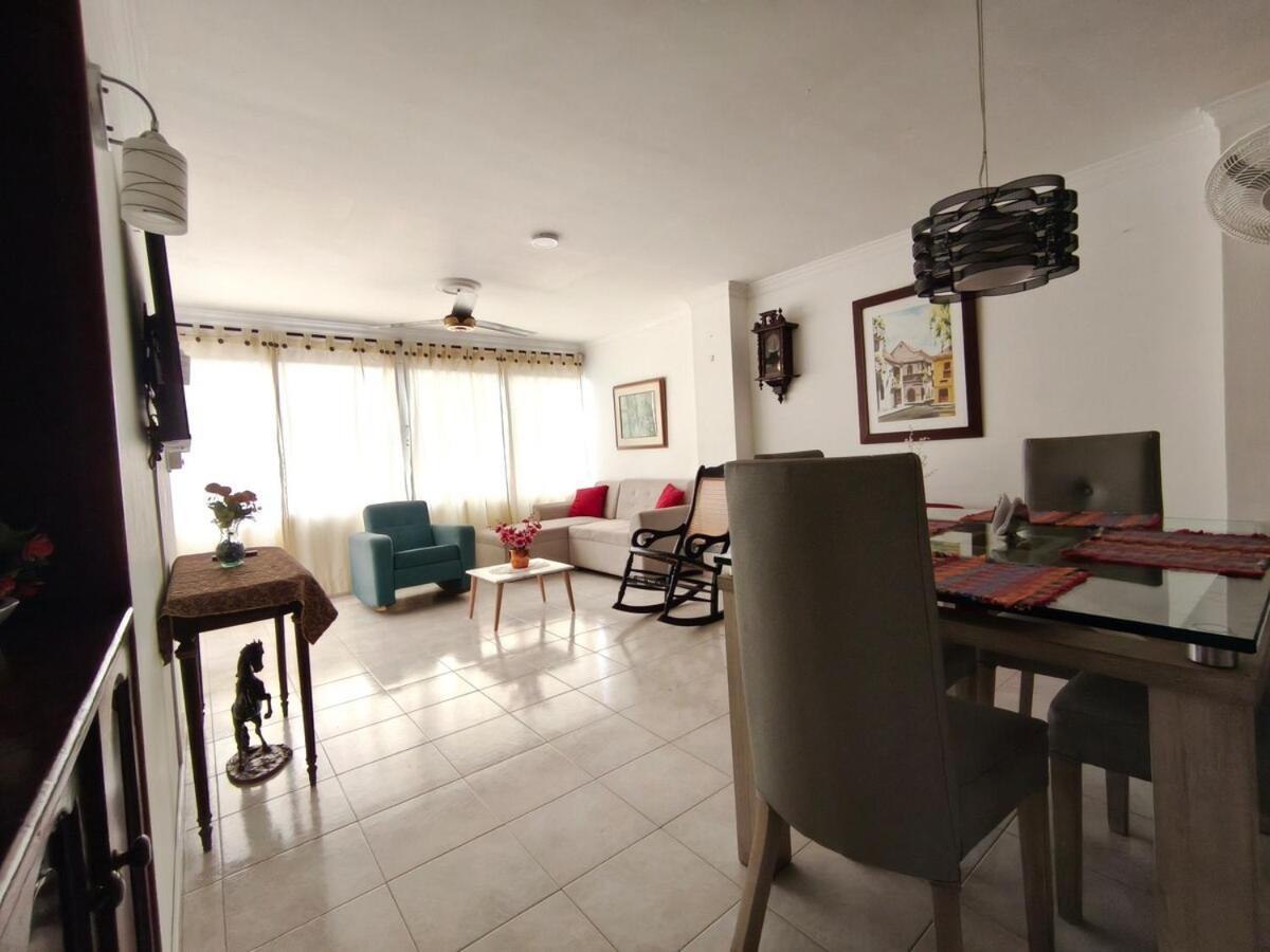 Comodo Cerca Al Aeropuerto Y La Playa