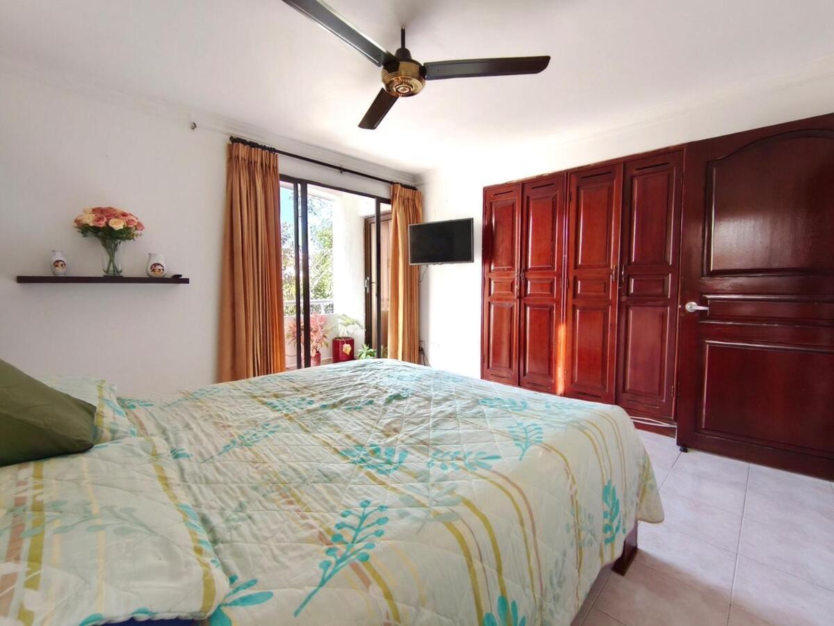 Comodo Cerca Al Aeropuerto Y La Playa