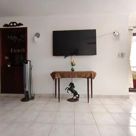 Apartment Comodo Cerca Al Aeropuerto Y La Playa Cartagena